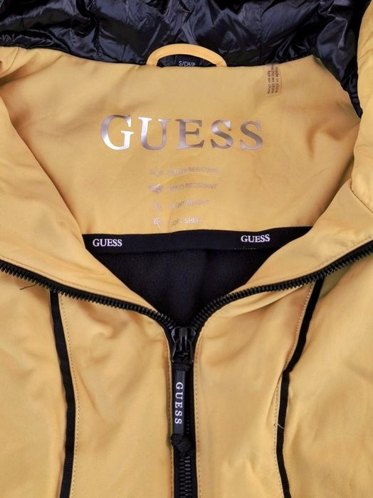 Дамско зимно ски яке Guess размер S