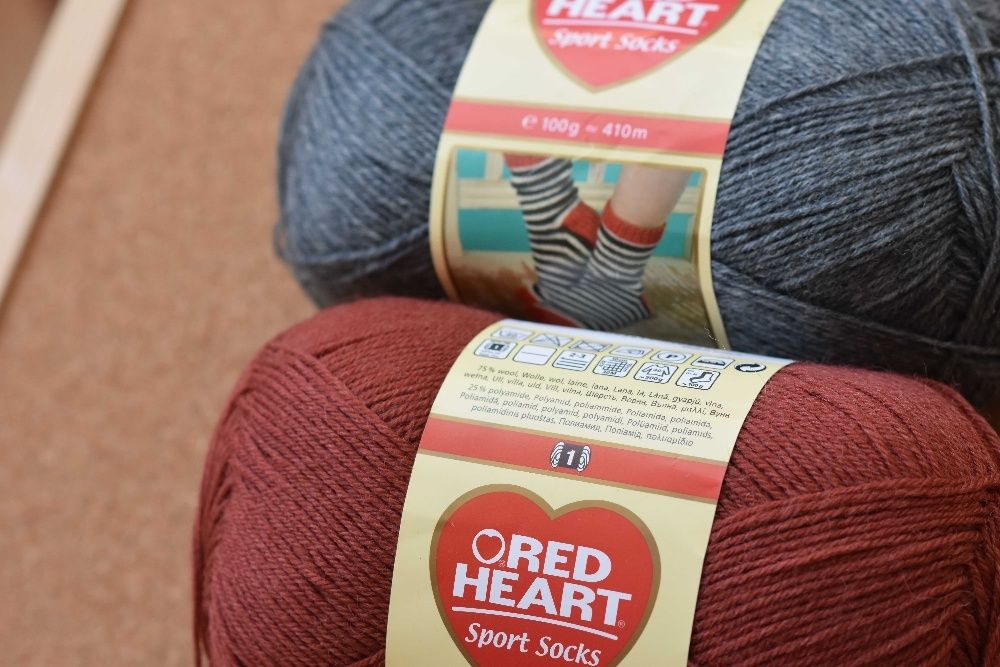 Fire de tricotat Red Heart Sport Socks