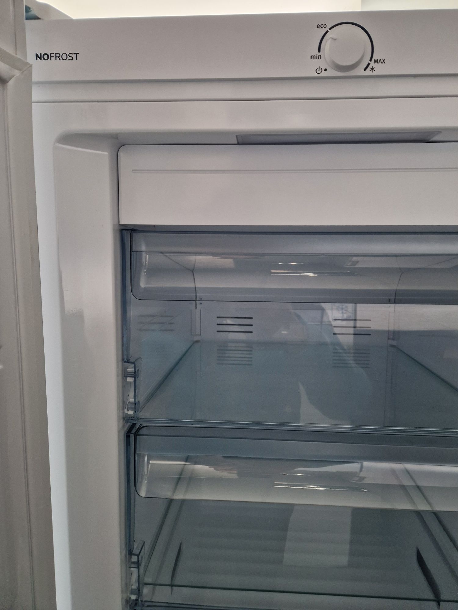 Фризер Gorenje No Frost A++ 300 литла