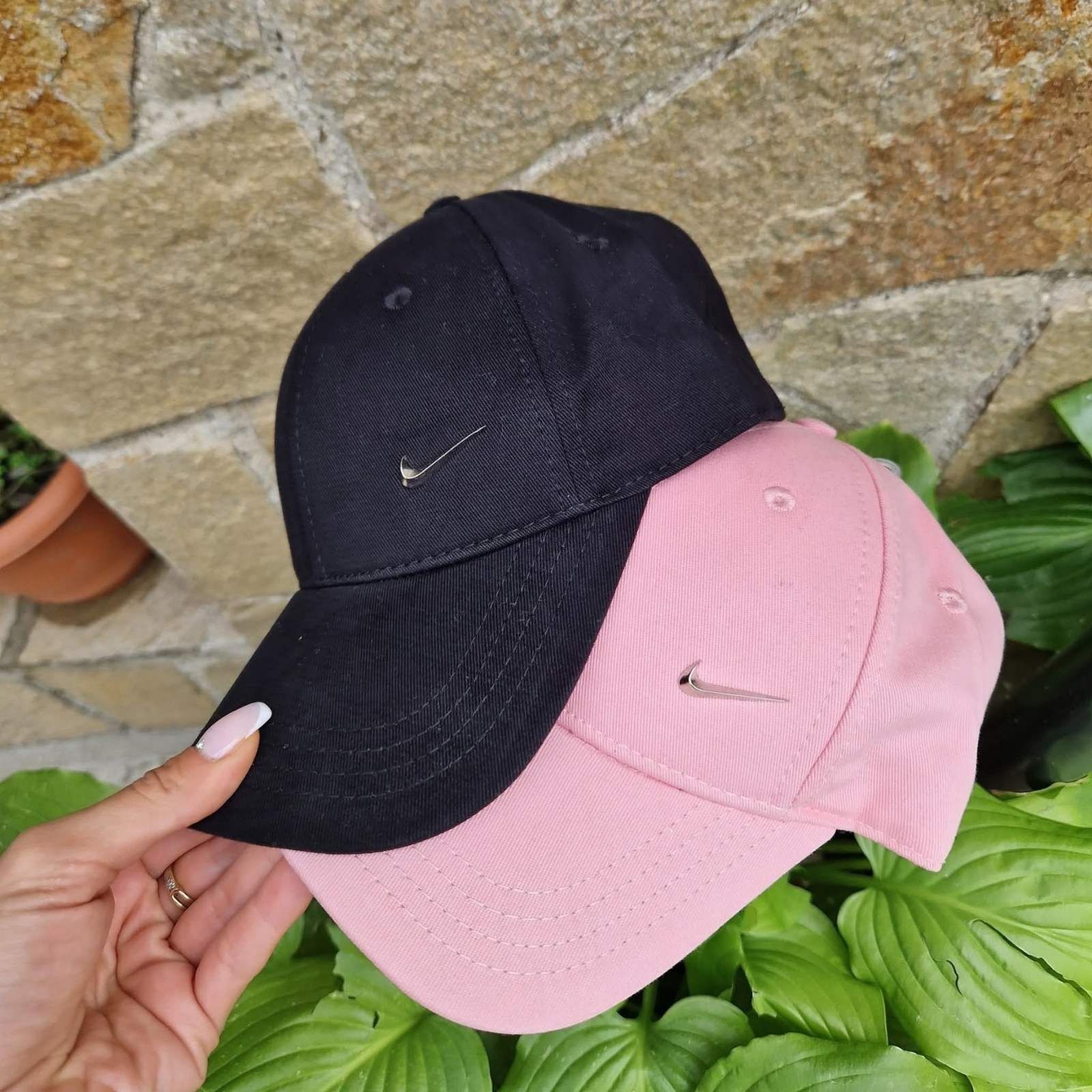 Дамски шапки Nike, CK, Polo, Ysl