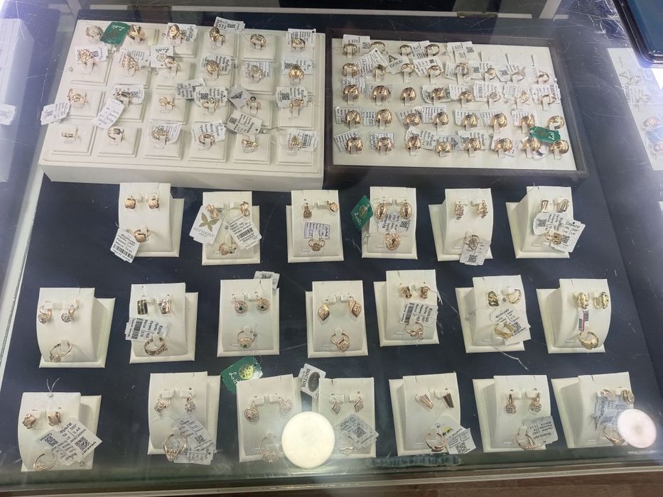 Zargarlik buyumlari olamiz.sotamiz