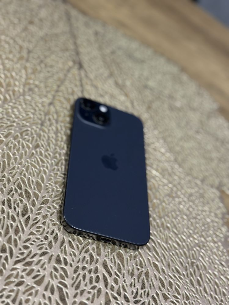 Apple Iphone 15 , Negru , Pentru piese , Recarosare!