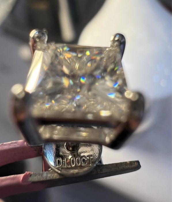 Cercei cu moissanite Princess cut