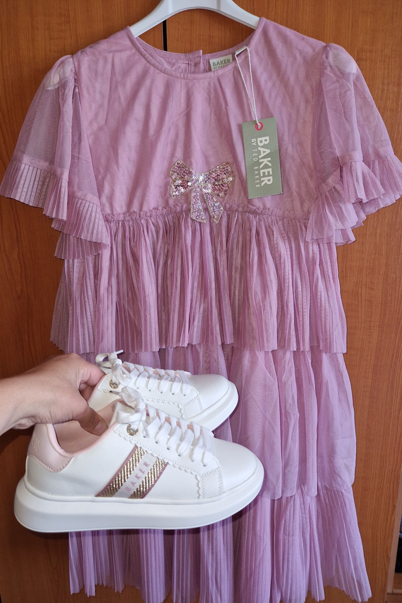 Rochita Ted Baker Next 158/ Adidasi