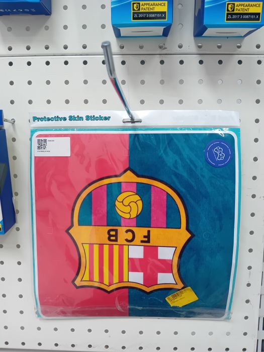 Наклейки на корпус PS4 Slim