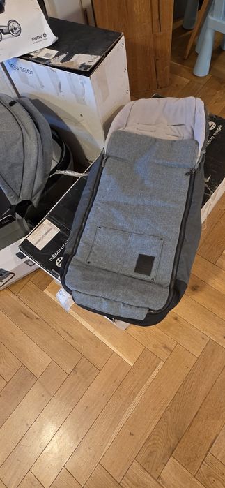 Cărucior Mutsy iGO complet -landou,scaun sport,suport frate,accesorii