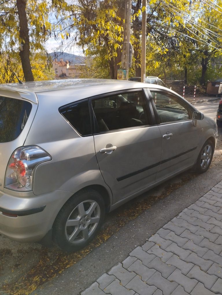 Toyota Corolla Verso 1,8 vvti бензин/газ