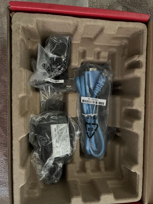 Router wireless ZyXEL [USG200W-VPN] - nou in cutie originala