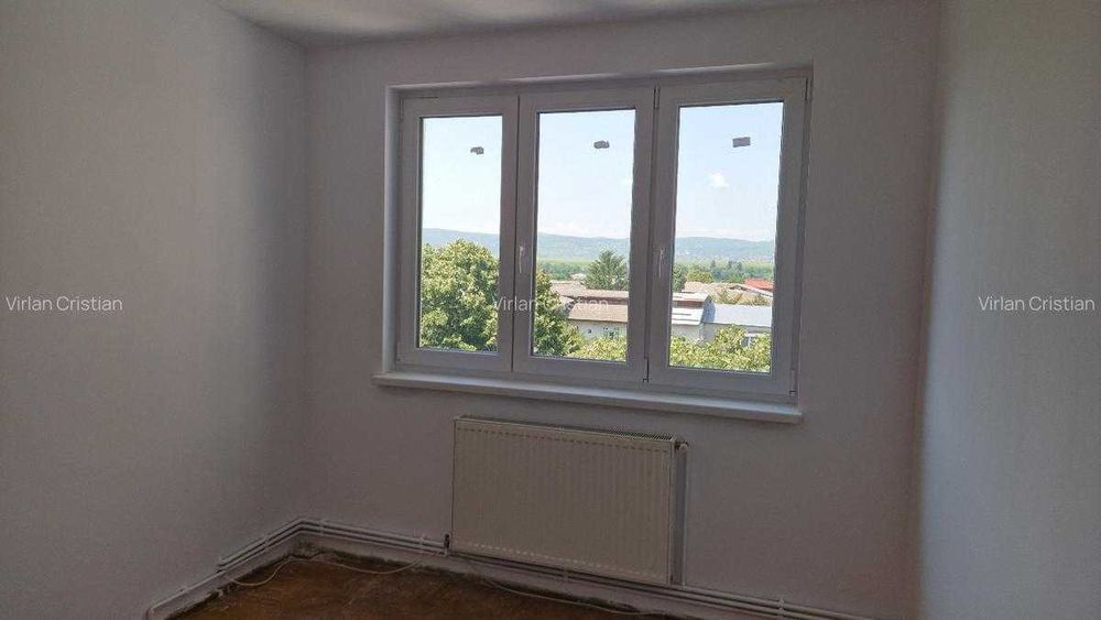 ORIZONT-PIAȚA SUD, 3 cam. decomandat, 82 mp, etaj 7/10, vedere superbă