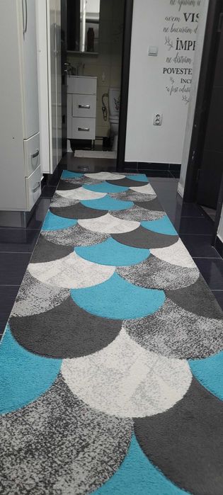 Traversă pentru hol