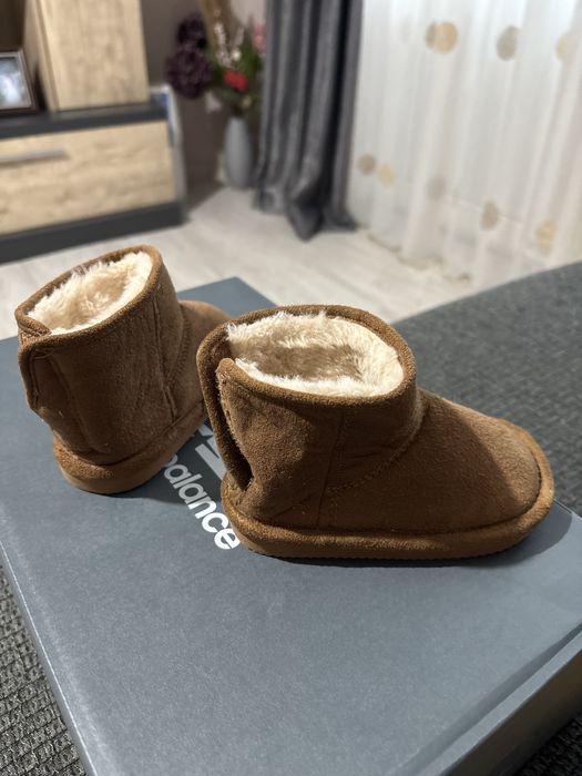 Incăltăminte Biomecanics nr23 /UGG h&m nr22