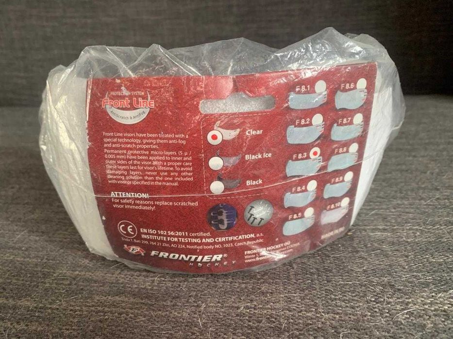 Продам полумаску хоккейную (визор)