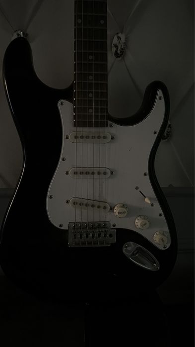 ОРИГИНАЛ,электро гитара