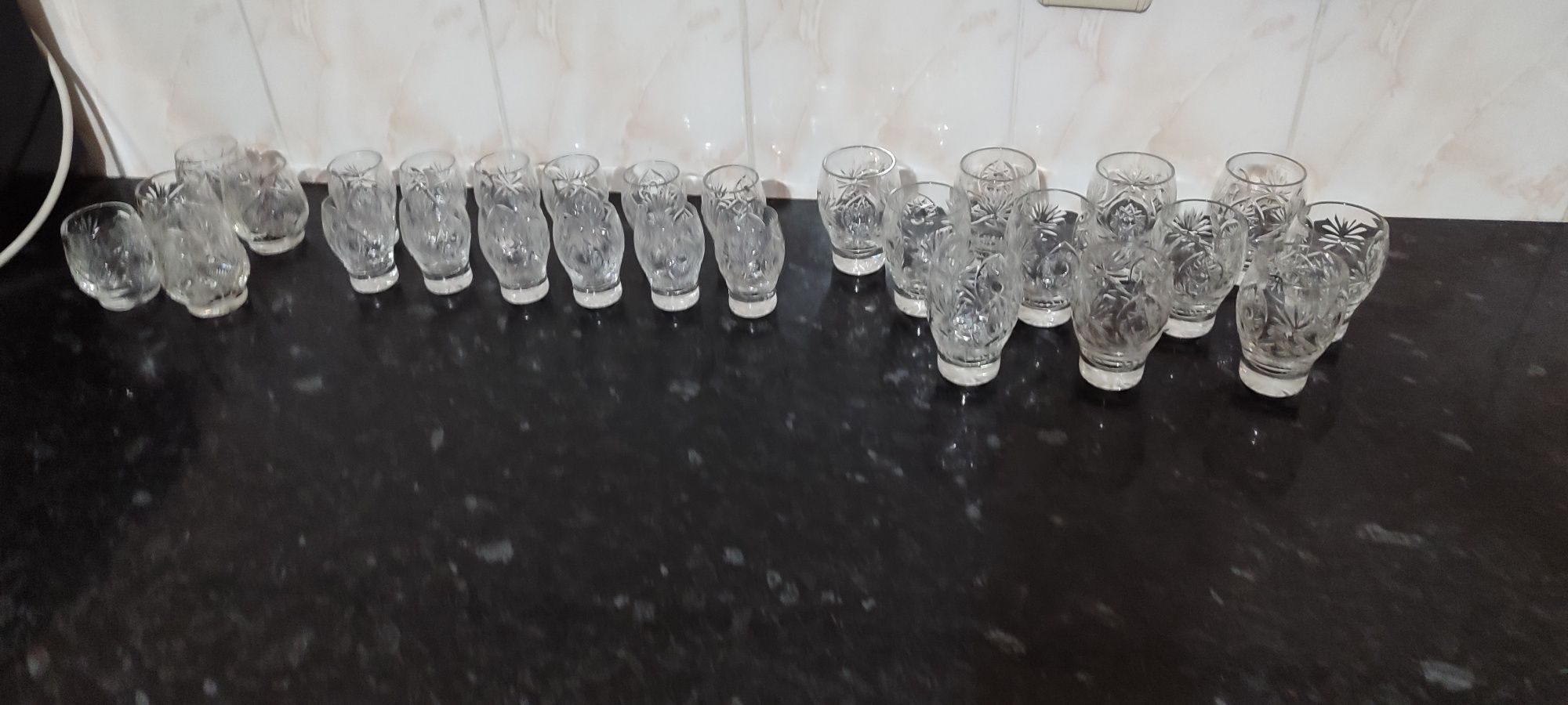 Продам хрусталь и проч.посуду