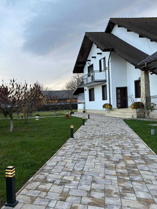 VILA Revelion 2026 3 nopti 5 camere 10-11 pers OSLOBENI BODESTI NEAMT