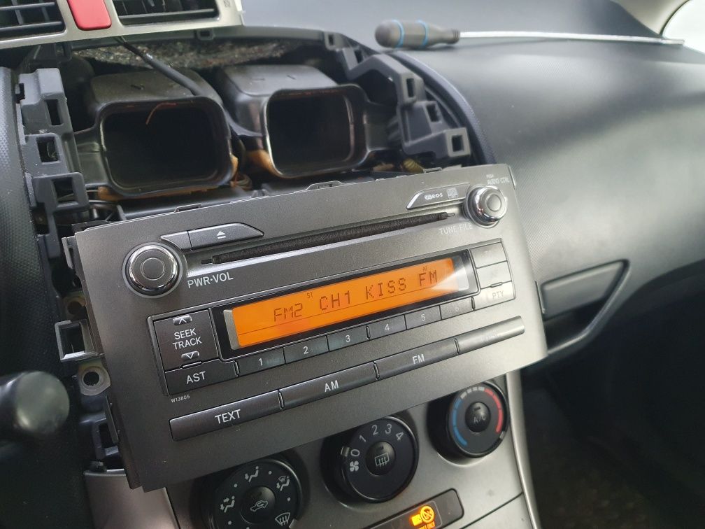 Radio CD player MP3 Toyota Auris 2006-2012(e15)