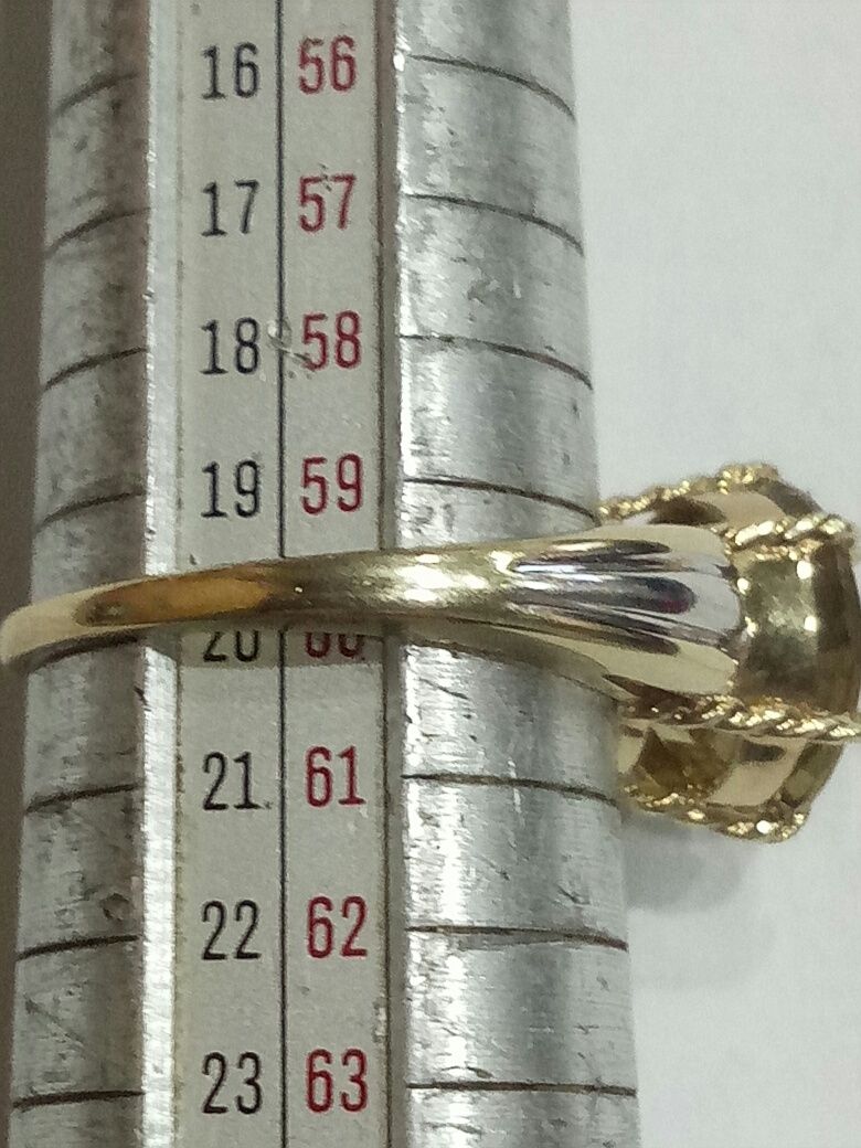 Vind inel antic din aur 375(9ct) cu citrin