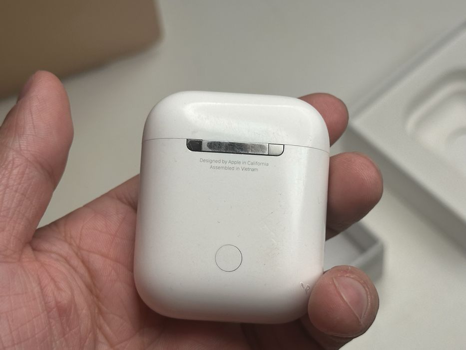 Airpods 2 | В использовании ~2 года