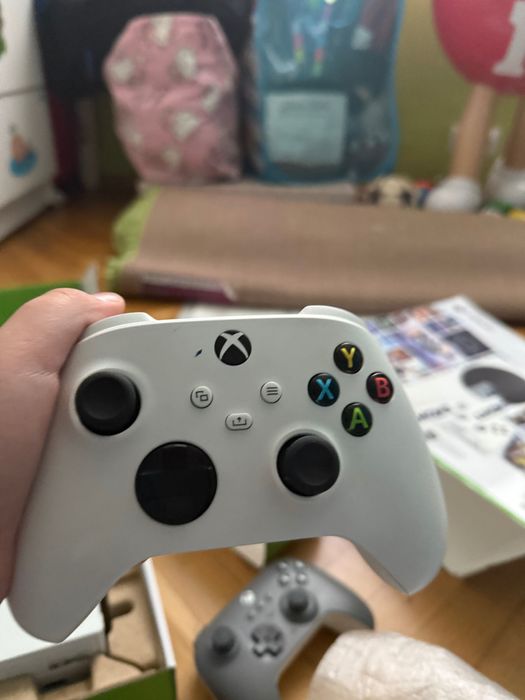 Xbox series s в добро състояние