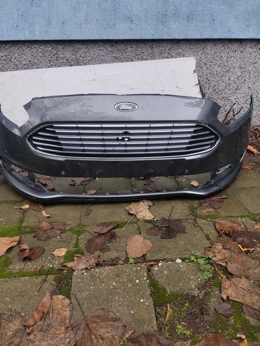 Предна броня от ford c max 2019 2021