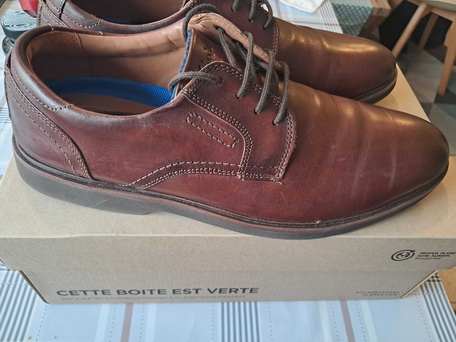 нови обувки Clarks