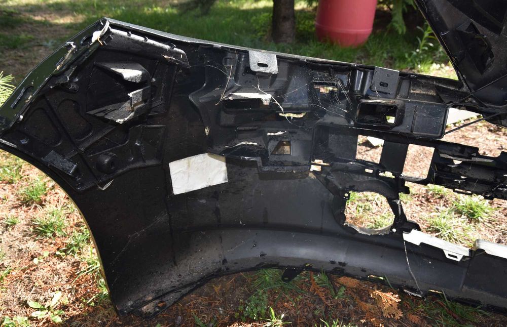 Предна броня за  Peugeout 207