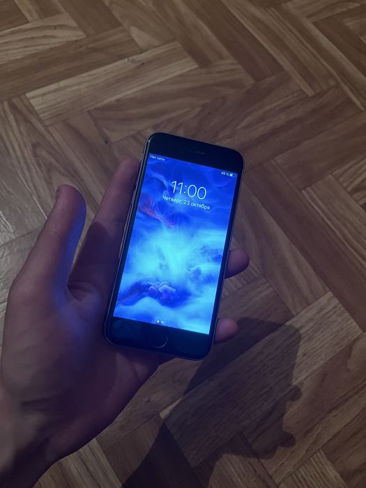 Продам айфон 6s