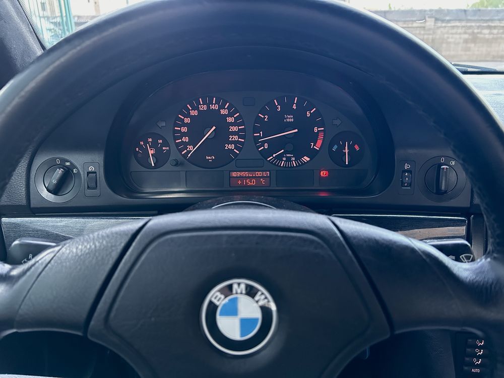 BMW E39 Отличная