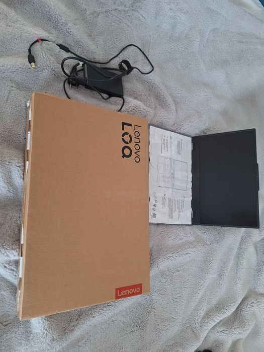 Laptop Gaming Lenovo LOQ cu RTX 3050 Intel I5 și 16 GB RAM cu garanție