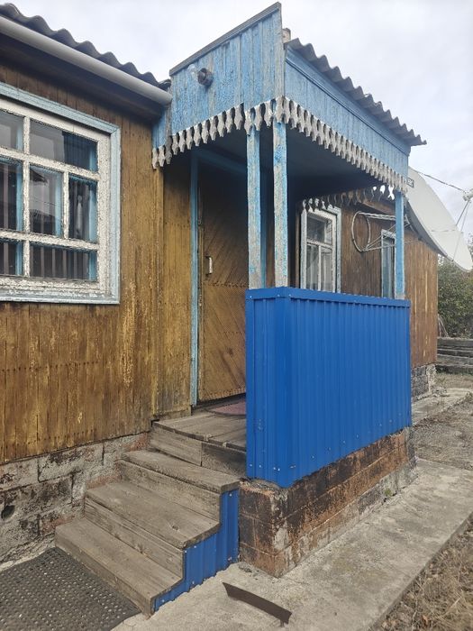 Срочно продается дом в районе карьера