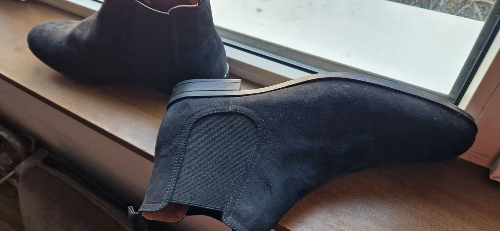 Oбувки HM, чисто нови, 44 номер