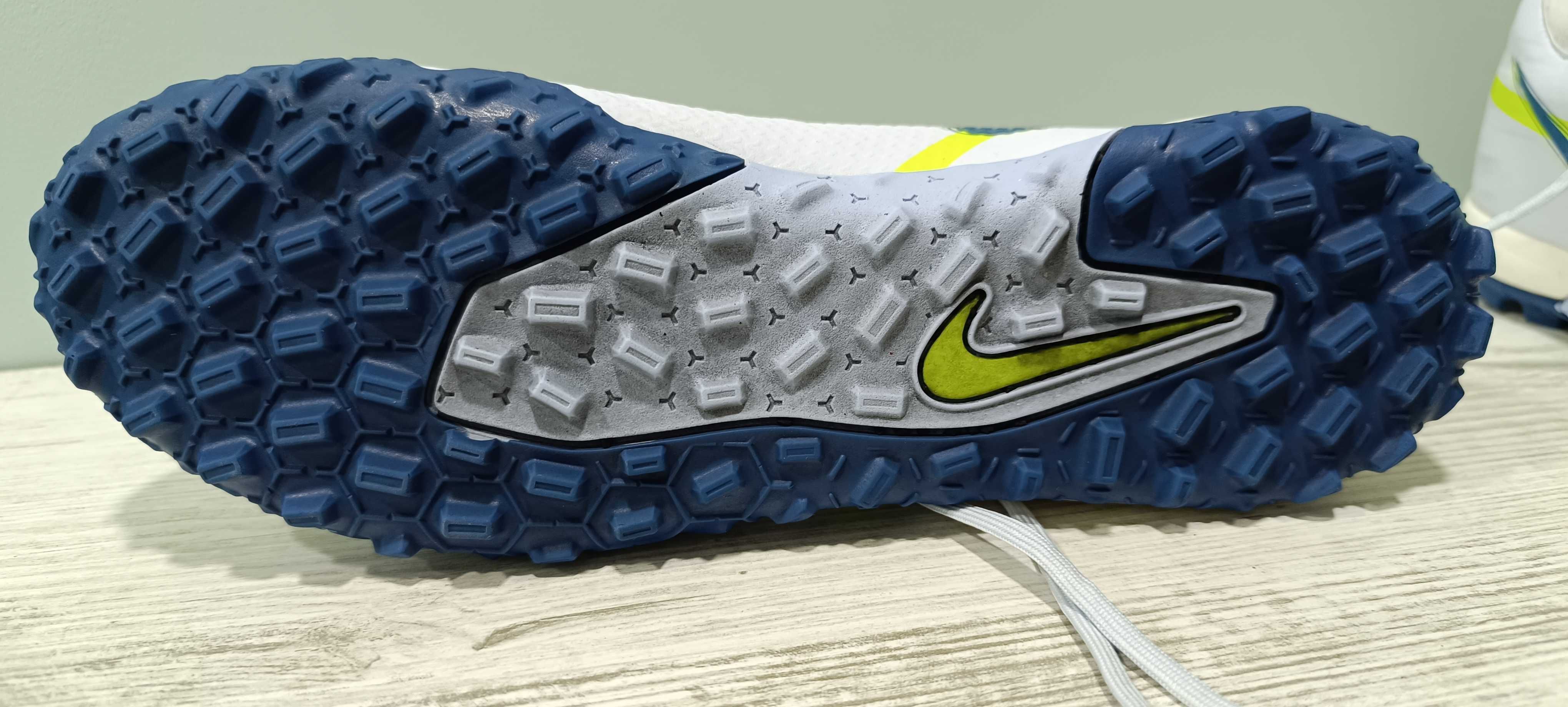 Футболни обувки Nike PHANTOM GT2 ACADEMY DF TF