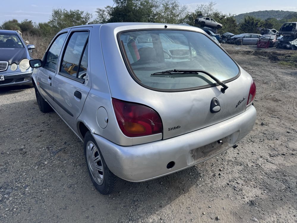 Ford Fiesta 1.3i 60hp 1998г На Части