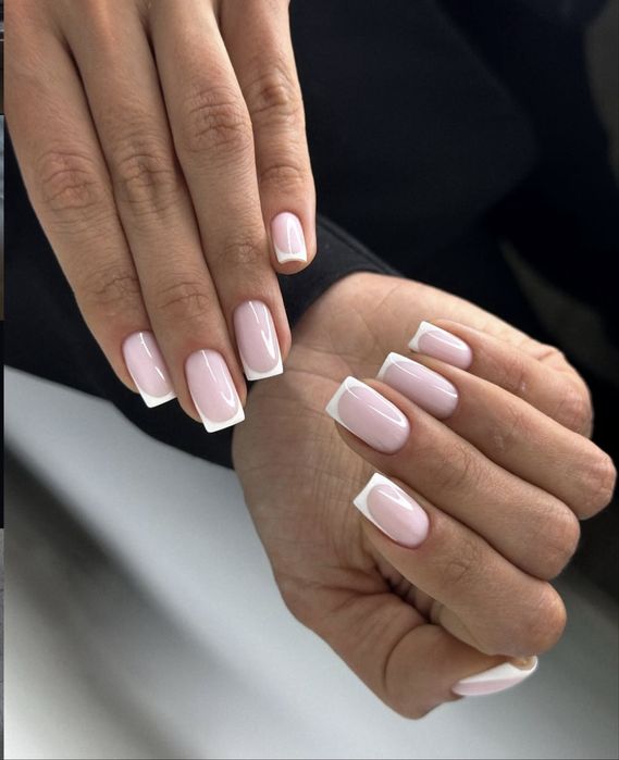 Нужны модели на маникюр