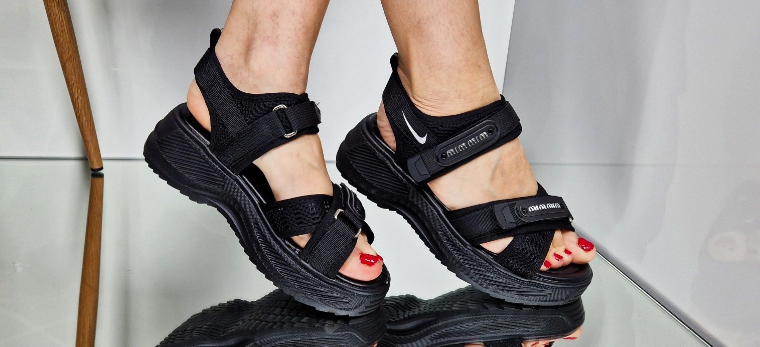 Nike черни дамски маратонки
