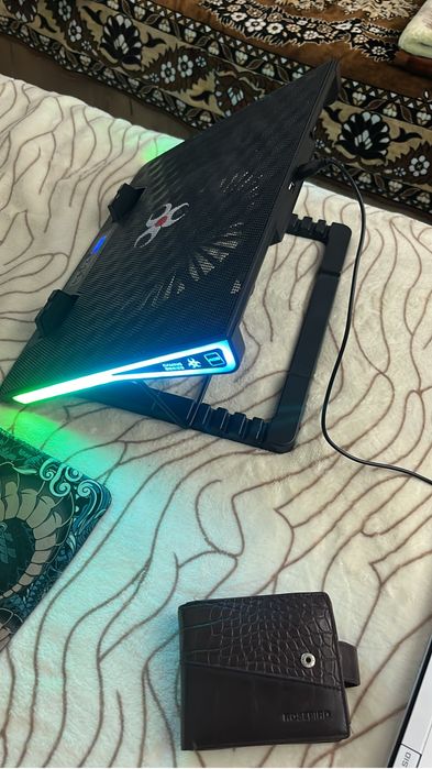 Cooler pad procurat cu o luna in urmă