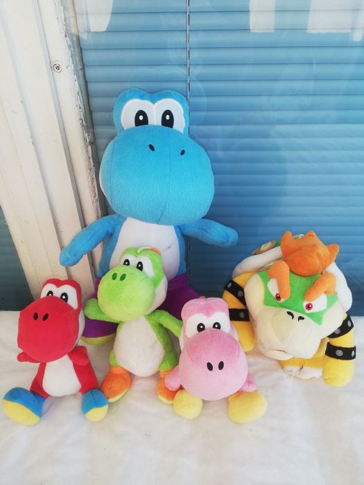 Лот плюшени играчки от Супер Марио