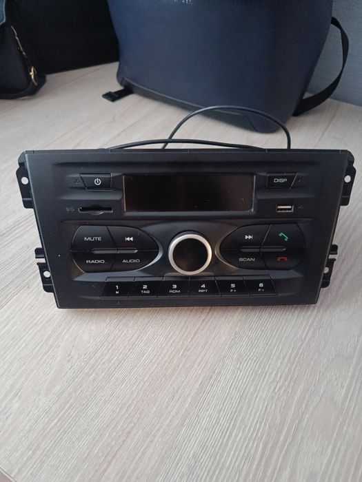 Штатная магнитола на Лада гранта,калина датсун