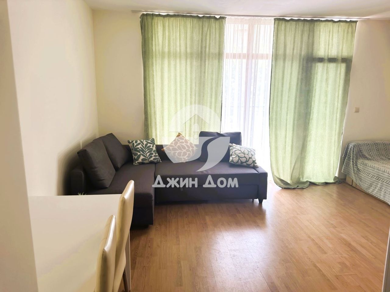 Продава се Едностаен апартамент в к.к. Слънчев бряг - 43 кв.м за 1152 €/кв.м - Снимка #1