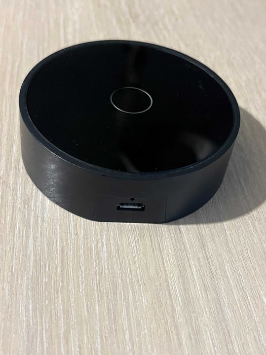 Smart Hub Livolo Zigbee VL-102700102