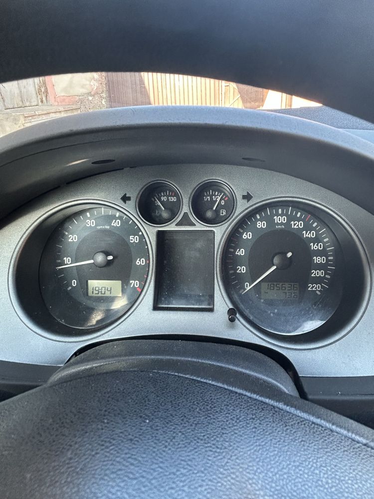 Vând  Seat Ibiza