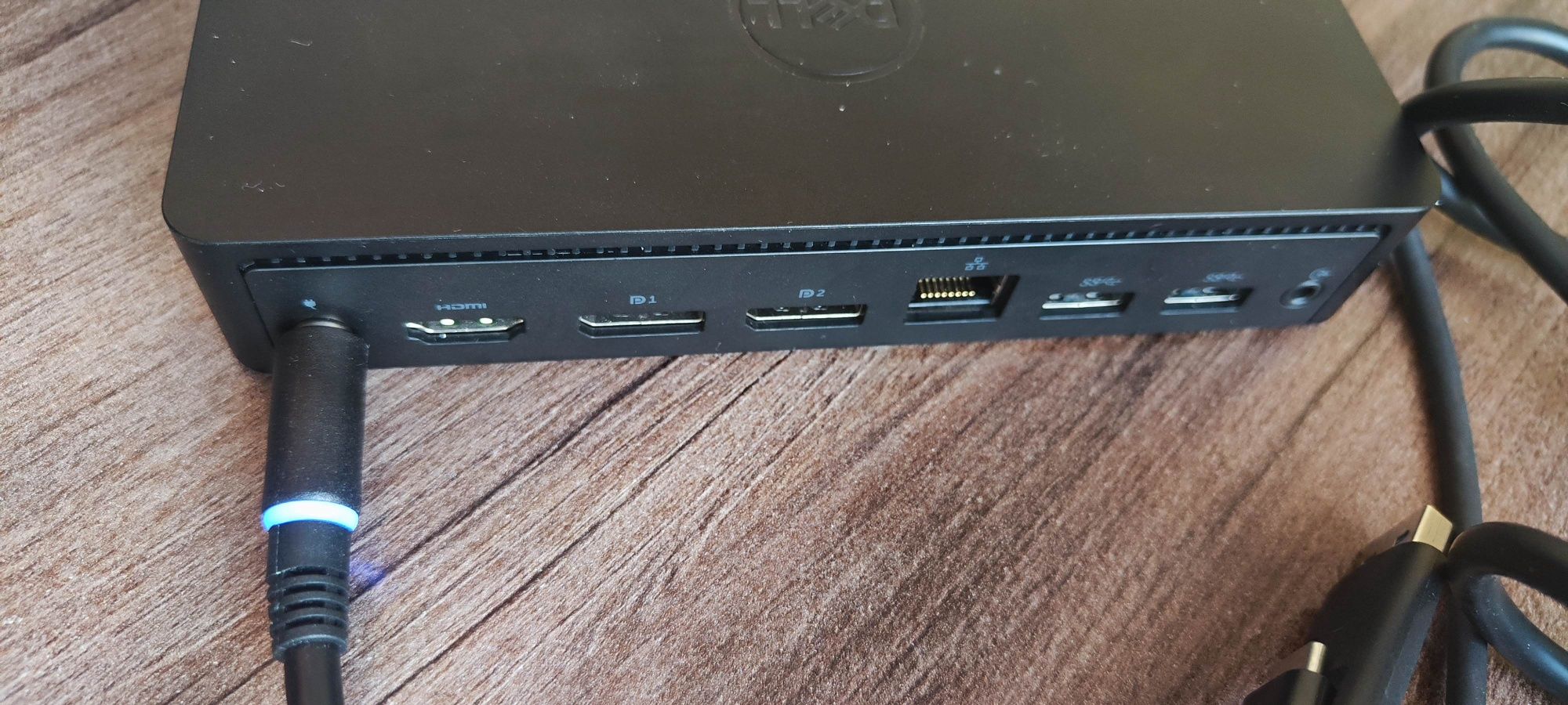 Докинг станция Dell Dock D6000