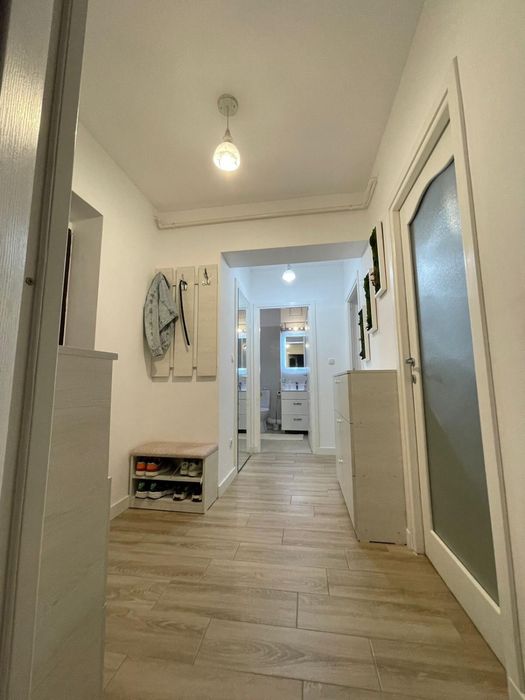Inchiriez apartament 2 camere , eremia grigorescu nord