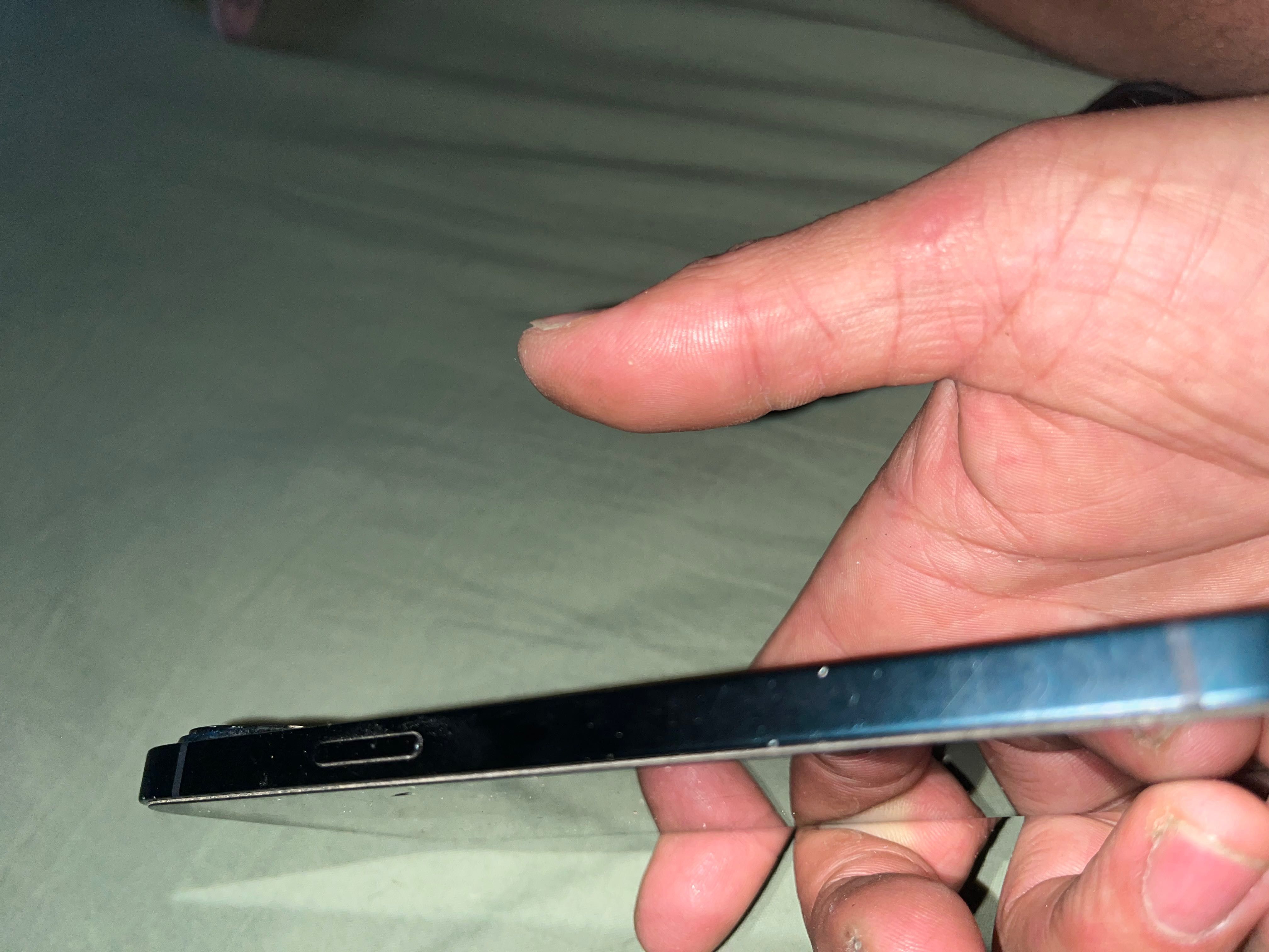Продавам iPhone 14 plus