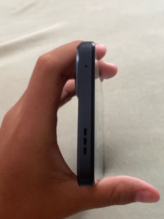 Vând TCL 505 12 RAM 258 gb