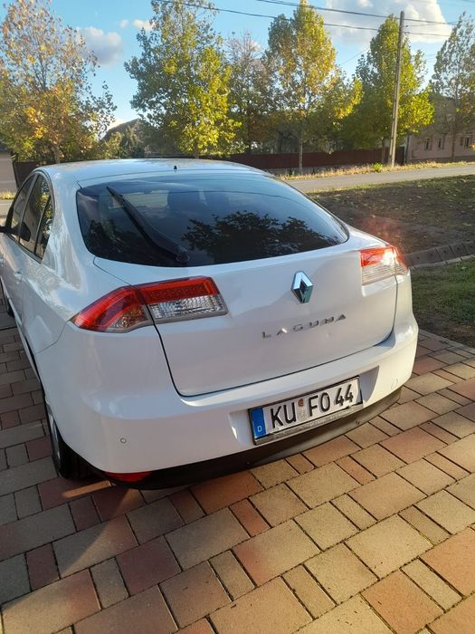 Vând  Renault Laguna