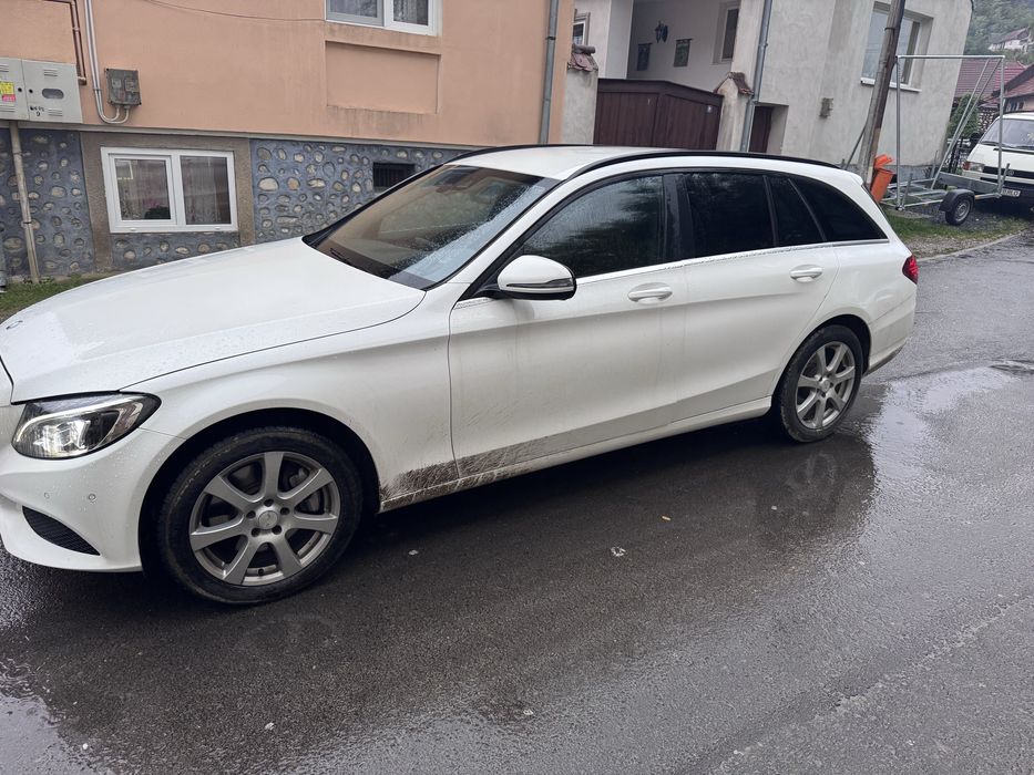 Mercedes Benz c250 4matic