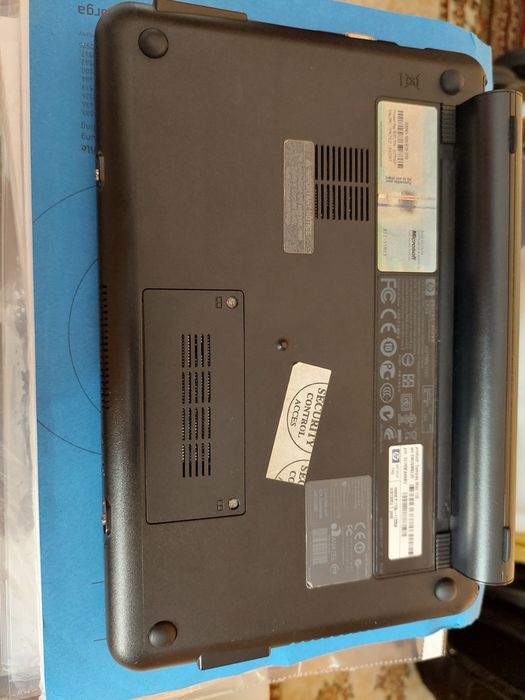 Laptop HP Compaq Mini, de colecție cu SSD și RAM noi!