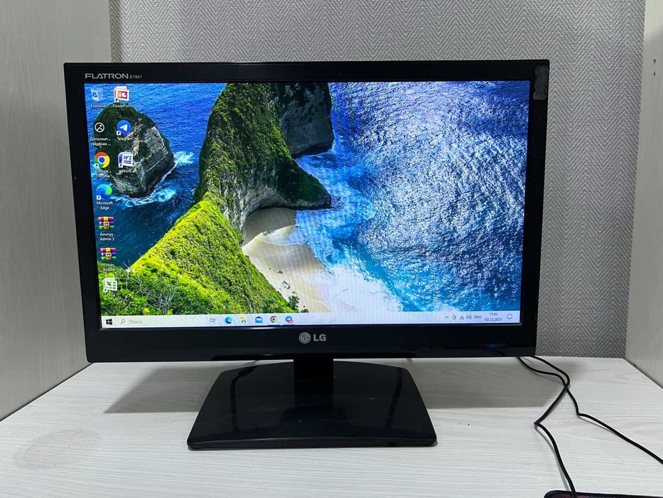 Мониторы с процессором в хорошем состоянии