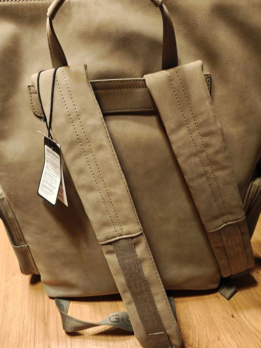 Раница на GSTAR чисто нова